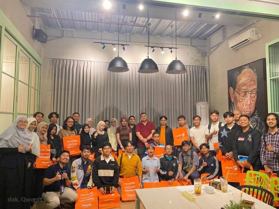 Transfer Ilmu dan Inspirasi untuk Gen Z, Qwords Gelar Sharing Insight Industri IT di Semarang