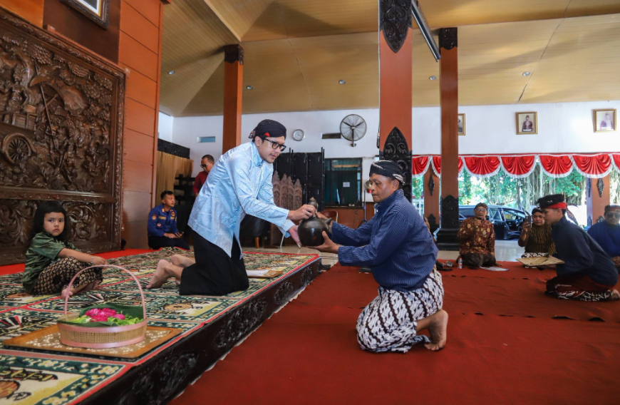Wabup Syah Terima Kirab Kerbau, Awali Prosesi Nyadran Dam Bagong di Trenggalek