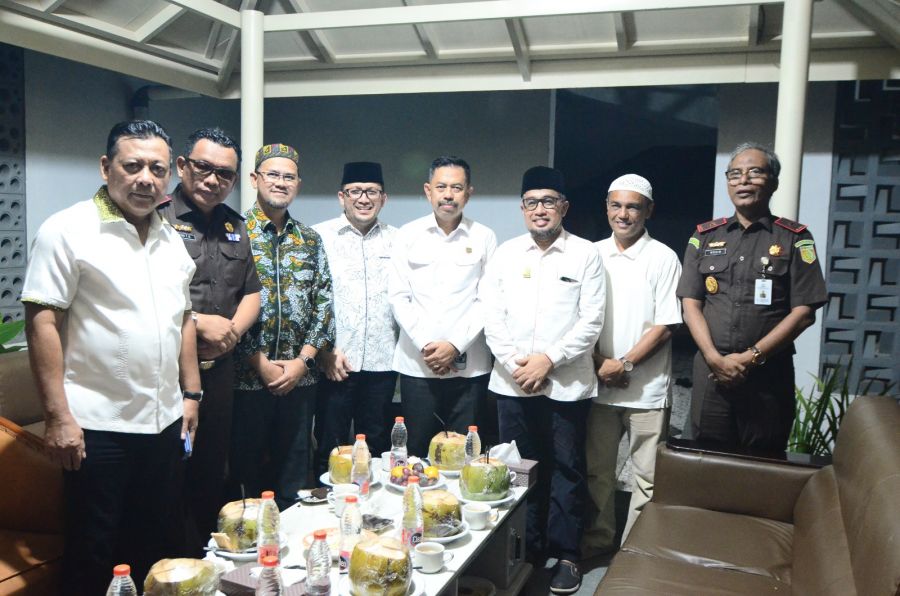 Wakil Jaksa Agung Kunjungi Pesantren Quran Aceh, Dorong Zona Bebas Korupsi