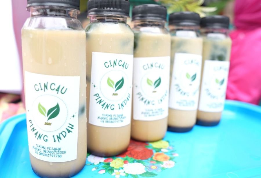 Woman Support Woman: Momen Hari Kartini, Srikandi PLN MCTN Dukung dan Promosikan Produk UMKM Ibu-Ibu PKK RPTRA Pinang Indah