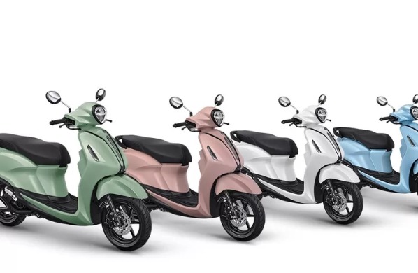 Yamaha Grand Filano Skutik Hybrid Nyaman dengan Desain Mewah dan Warna Eksklusif