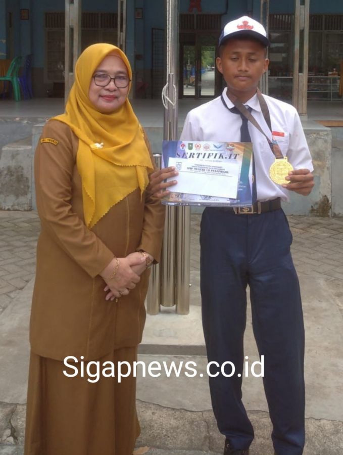 Zaki Siswa SMPN 10 Pekanbaru Raih Juara I Tingkat Nasional Cabor Pencak Silat
