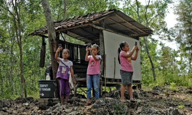 Gubernur: 168 Desa di Riau Belum Memiliki Akses Internet, Siswa Tak Bisa Belajar Lewat Daring