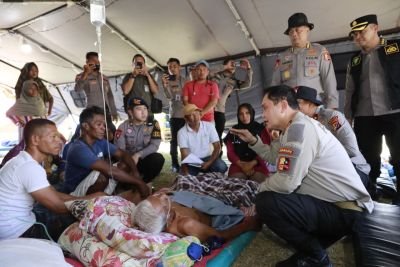 Astamaops Polri Cek Posko Pengungsi Gempa NTT, Siapkan Dukungan SAR dan Medis