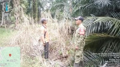 Babinsa Koramil 03/Tempuling Intensifkan Pengawasan Rawan Karhutla di Inhil