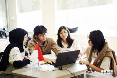 Empat Nama, Satu Bendera: Perjalanan Siswa SMA Yasporbi Harumkan Indonesia di Rusia