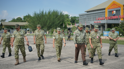 Menhan RI Tiba di Pekanbaru, Kodam XIX Tuanku Tambusai Kawal Kunjungan ke Dua Yonif Teritorial Pembangunan