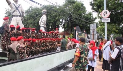 Para Siswa-siswi TK Muslimat NU 01 Panji Berkunjung ke Kodim 0823