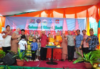 Syukuran Hari Jadi ke-6, PT Barumun Jaya Mandiri Tour & Travel Pekanbaru Santuni Anak Yatim