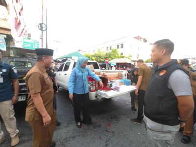 Tekan Inflasi, Pemprov Riau Gelontorkan 1 Ton Cabai Merah