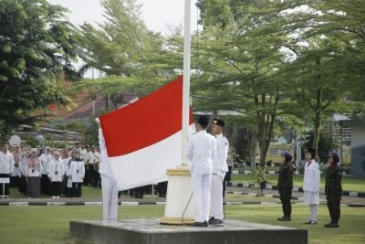 UNP Peringati Hari Sumpah Pemuda ke-98, Rektor Bacakan Amanat Menpora